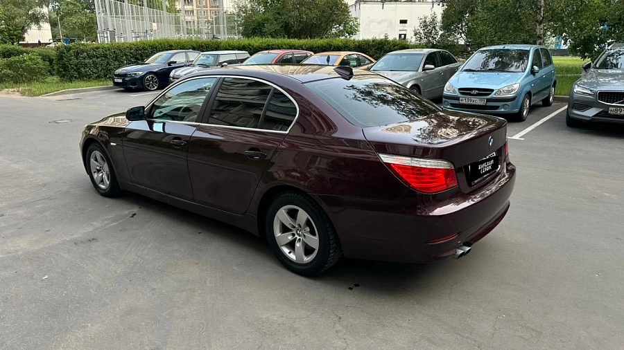 BMW 5 серии, 2008г., задний привод, автомат