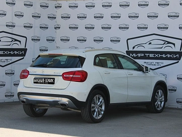 Mercedes-Benz , 2015г., полный привод, робот