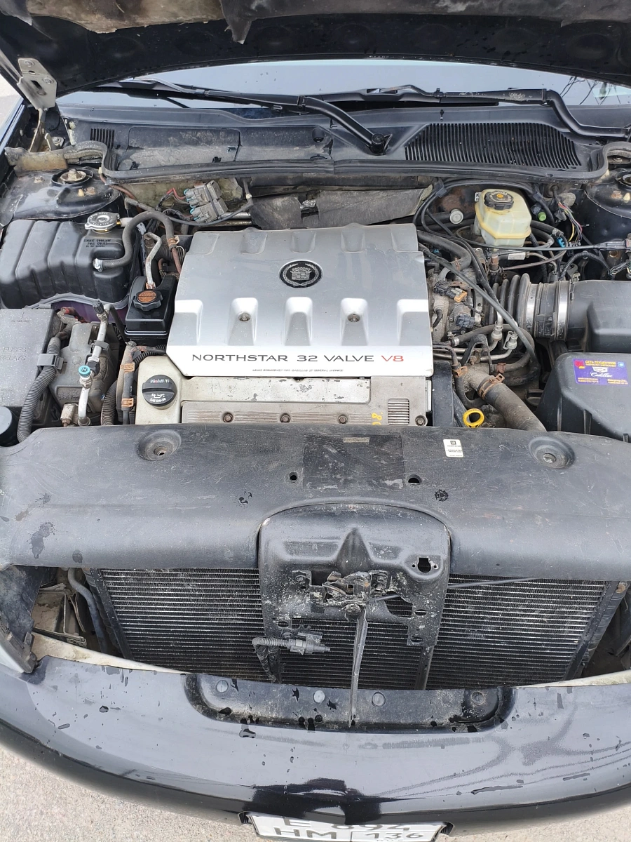 Cadillac DeVille, 2000г., передний привод, автомат