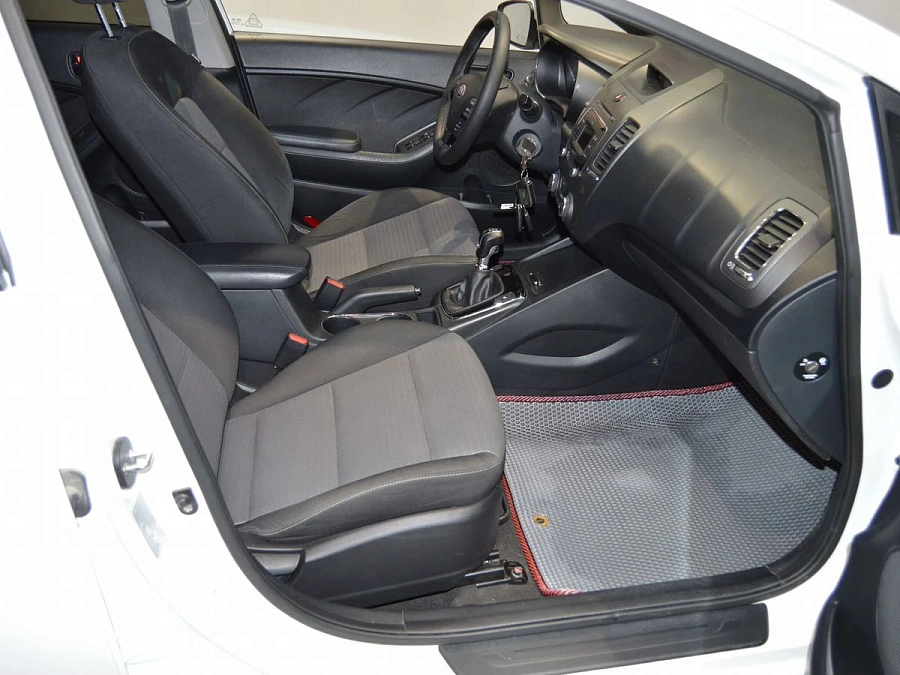 Kia Cerato, 2017г., передний привод, механика