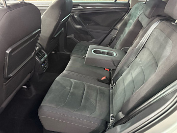 Volkswagen Tiguan, 2019г, полный привод, робот