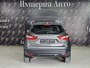 Nissan Qashqai, 2018г, передний привод, вариатор