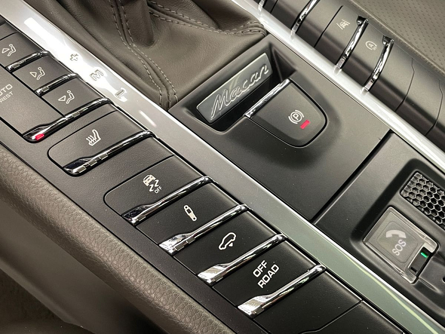 Porsche , 2019г., полный привод, робот