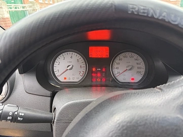 Renault Logan, 2008г, передний привод, механика