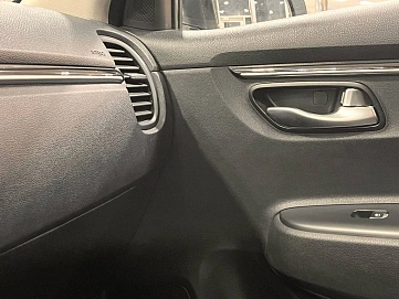 Kia Rio, 2018г, передний привод, автомат