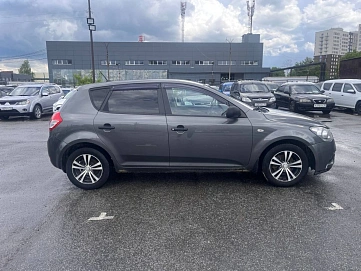 Kia Ceed, 2010г, передний привод, механика