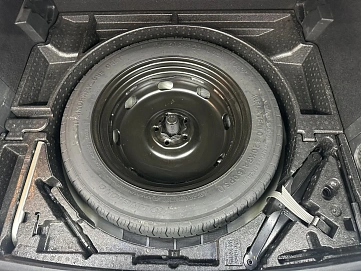 Volkswagen Tiguan, 2022г, передний привод, робот