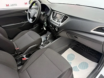 Hyundai Solaris, 2020г., передний привод, автомат