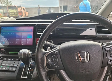 Honda Stepwgn, 2019г, передний привод, вариатор