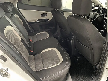 Kia Ceed, 2018г, передний привод, робот