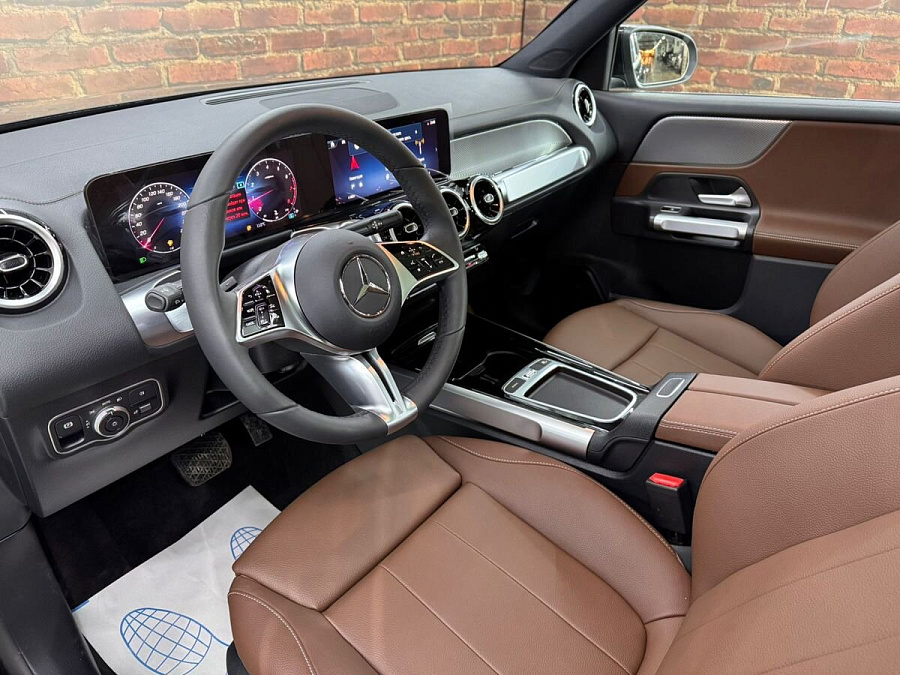Mercedes-Benz GLB, 2024г., передний привод, робот