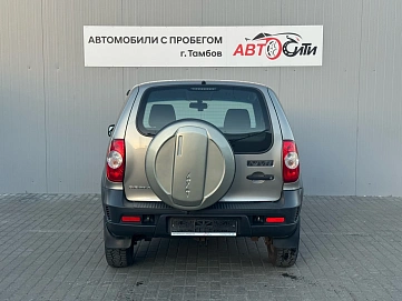 Chevrolet Niva, 2016г, полный привод, механика
