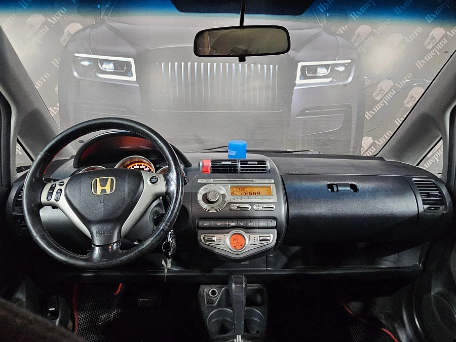 Honda Jazz, 2007г., передний привод, вариатор