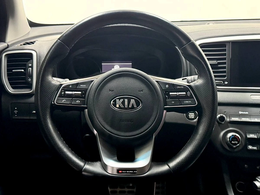Kia Sportage, 2021г., передний привод, робот