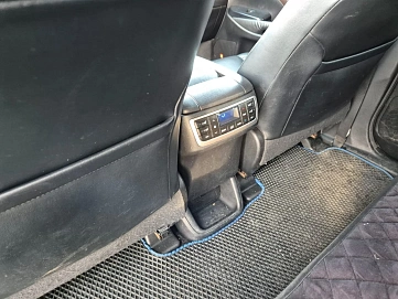 Toyota Highlander, 2014г, полный привод, автомат