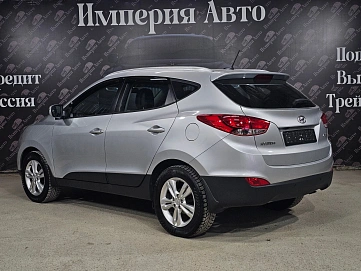 Hyundai ix35, 2012г, передний привод, автомат