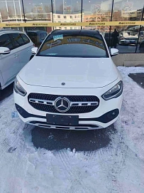 Mercedes-Benz GLA, 2021г, передний привод, робот