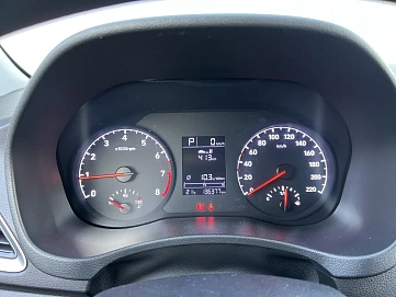 Hyundai Solaris, 2017г, передний привод, автомат