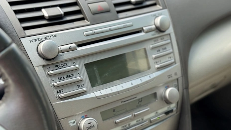 Toyota Camry, 2009г, передний привод, автомат