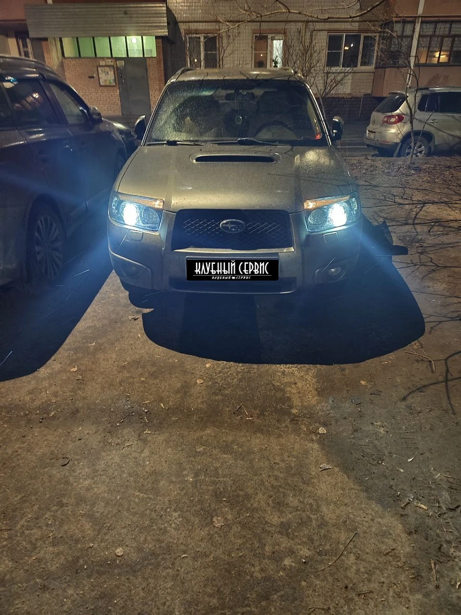 Subaru Forester, 2006г., полный привод, механика