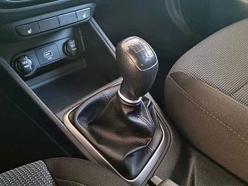 Hyundai Solaris, 2019г, передний привод, механика