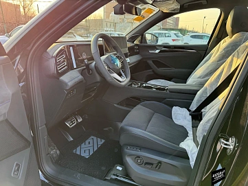 Volkswagen Tiguan, 2025г, полный привод, робот