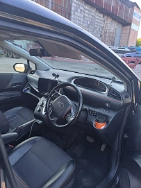 Toyota Sienta, 2018г, передний привод, вариатор