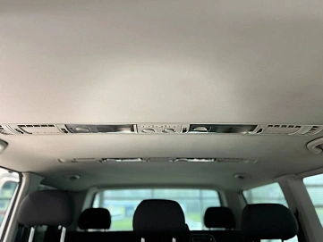 Volkswagen Caravelle, 2012г, передний привод, механика