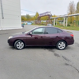 Hyundai Elantra, 2010г, передний привод, механика