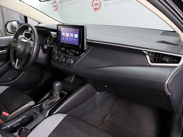 Toyota Corolla, 2022г, передний привод, вариатор