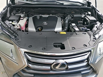 Lexus NX, 2015г, полный привод, вариатор