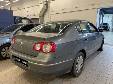 Volkswagen Passat, 2008г, передний привод, автомат