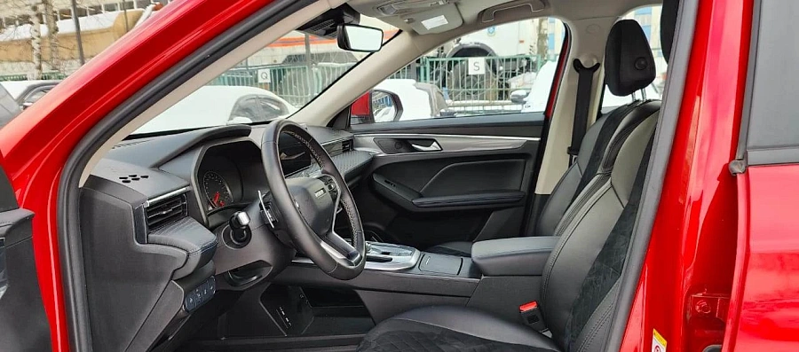 Haval Jolion, 2022г., передний привод, робот