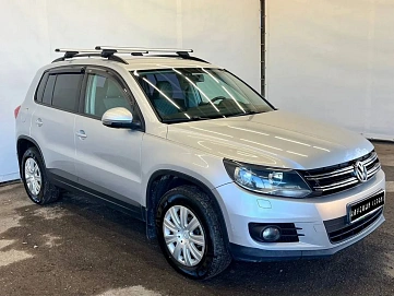 Volkswagen Tiguan, 2011г, передний привод, механика