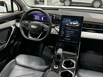 Geely Atlas, 2024г, полный привод, автомат