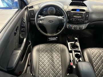 Hyundai Elantra, 2008г, передний привод, механика