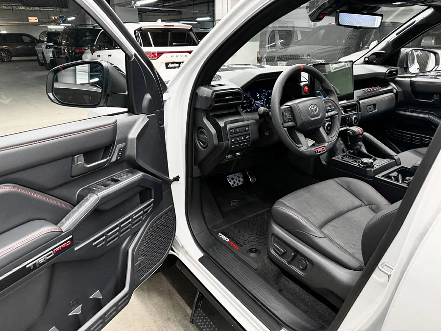 Toyota 4Runner, 2025г., полный привод, автомат