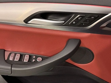 BMW X4, 2025г, полный привод, автомат