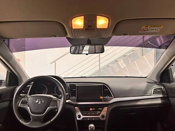 Hyundai Elantra, 2018г, передний привод, механика
