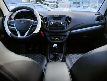 Lada (ВАЗ) Vesta, 2018г, передний привод, механика