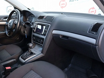 Skoda Octavia, 2012г, передний привод, автомат