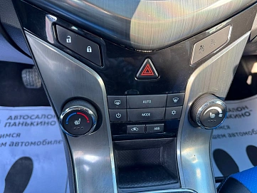 Chevrolet Cruze, 2013г, передний привод, механика