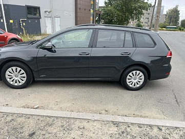 Volkswagen Golf, 2019г, передний привод, механика