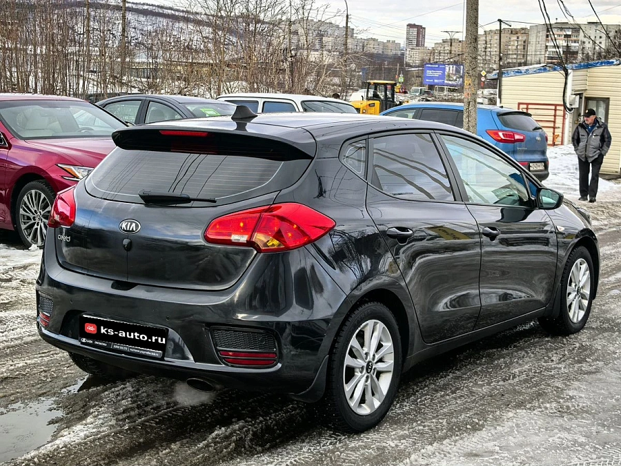 Kia Ceed, 2015г., передний привод, автомат