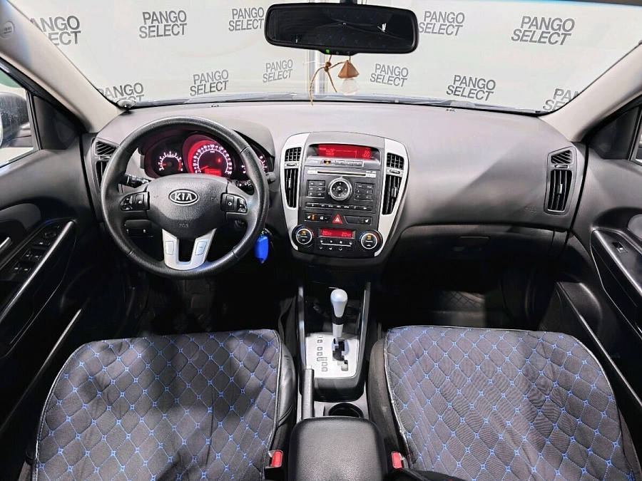 Kia , 2010г., передний привод, автомат