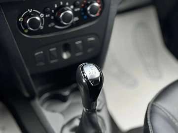 Renault , 2021г., передний привод, автомат