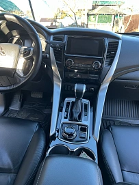 Mitsubishi Pajero Sport, 2017г, полный привод, автомат