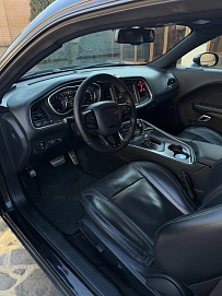 Dodge Challenger, 2016г, задний привод, автомат