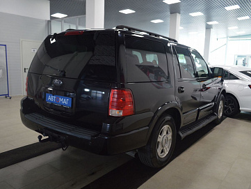 Ford Expedition, 2005г, полный привод, автомат
