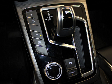 Geely Atlas Pro, 2022г, передний привод, автомат